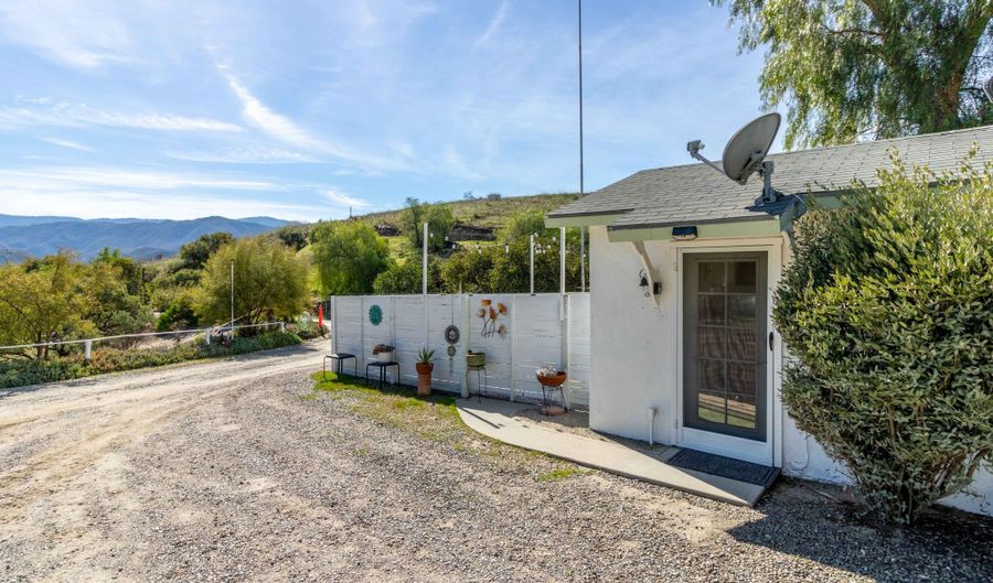 45491 Sage Rd, Aguanga, CA 92536 - 2 Beds, 2 Bath