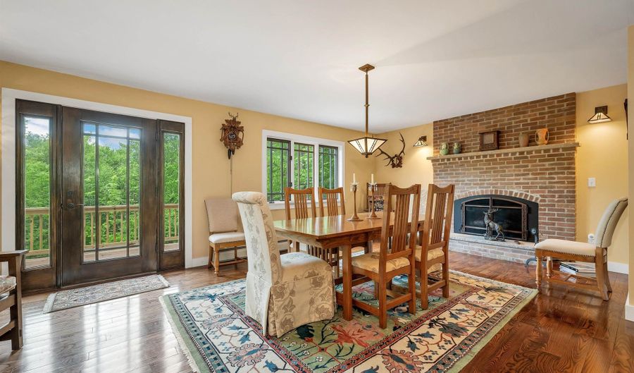 201 Glen Ledge Rd, Bartlett, NH 03812 - 4 Beds, 3 Bath