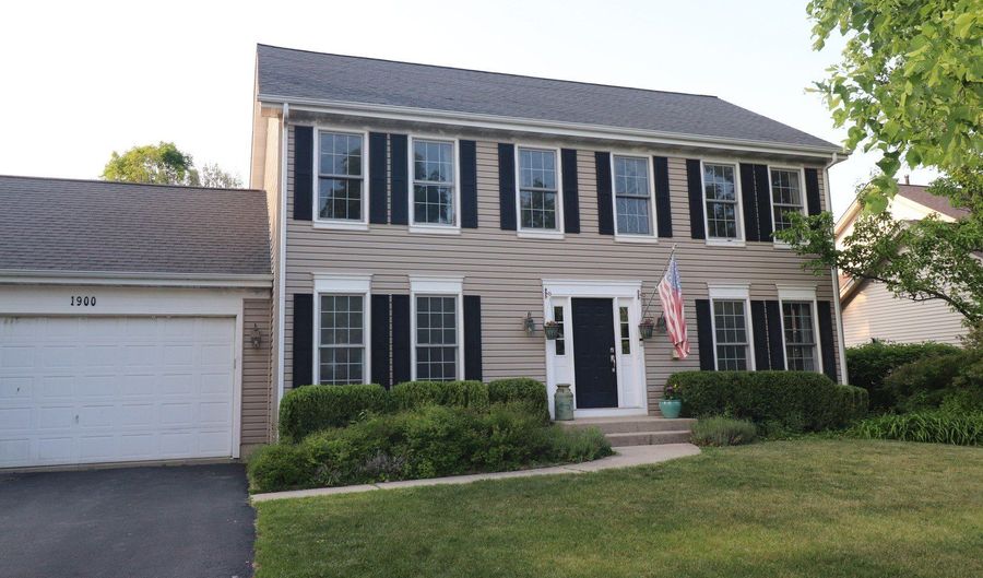 1900 Waverly Ln, Algonquin, IL 60102 - 4 Beds, 3 Bath