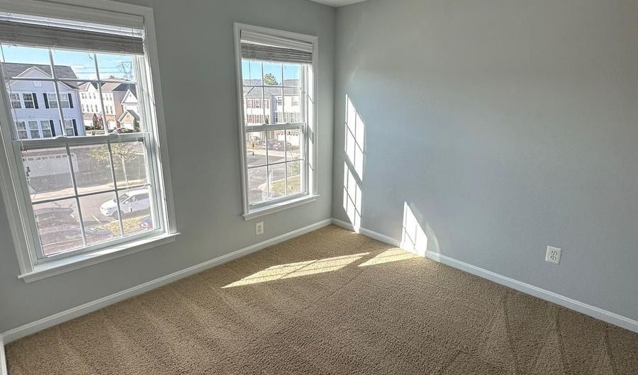 25074 CYPRESS MILL Ter, Aldie, VA 20105 - 3 Beds, 4 Bath