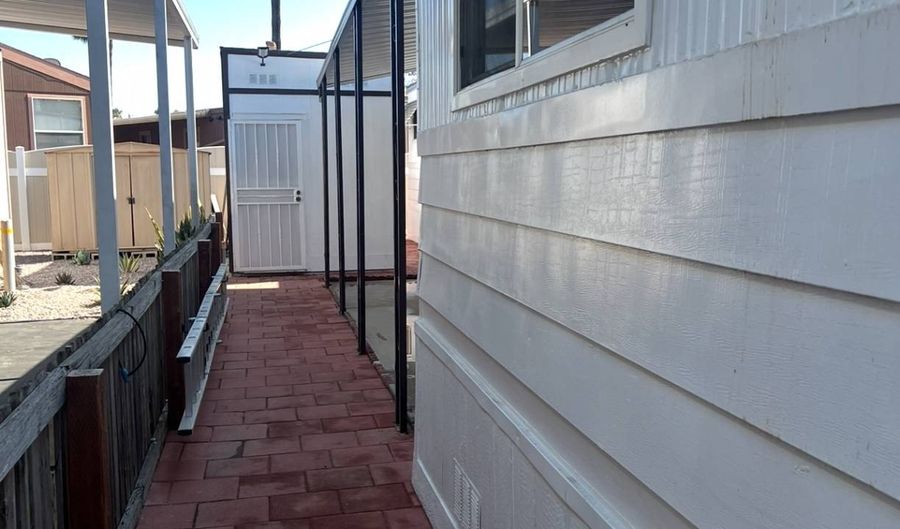 1949 S Manchester Ave 12, Anaheim, CA 92802 - 2 Beds, 1 Bath