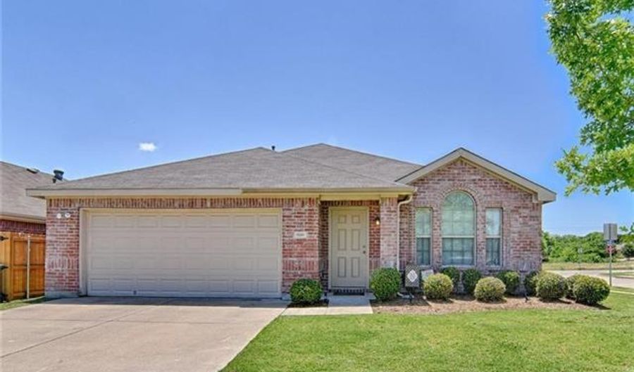 9100 Chalkstone St, Arlington, TX 76002 - 3 Beds, 2 Bath