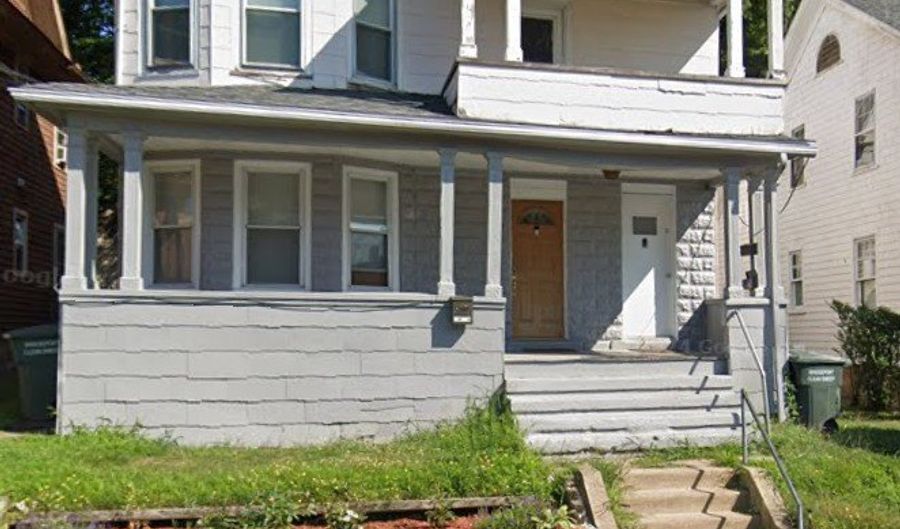 208 Fairview Ave 2, Bridgeport, CT 06606 - 3 Beds, 1 Bath