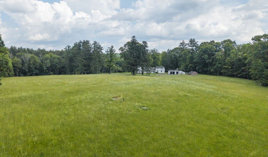 444 Cherry Brook Rd, Canton, CT 06019 - 3 Beds, 2 Bath