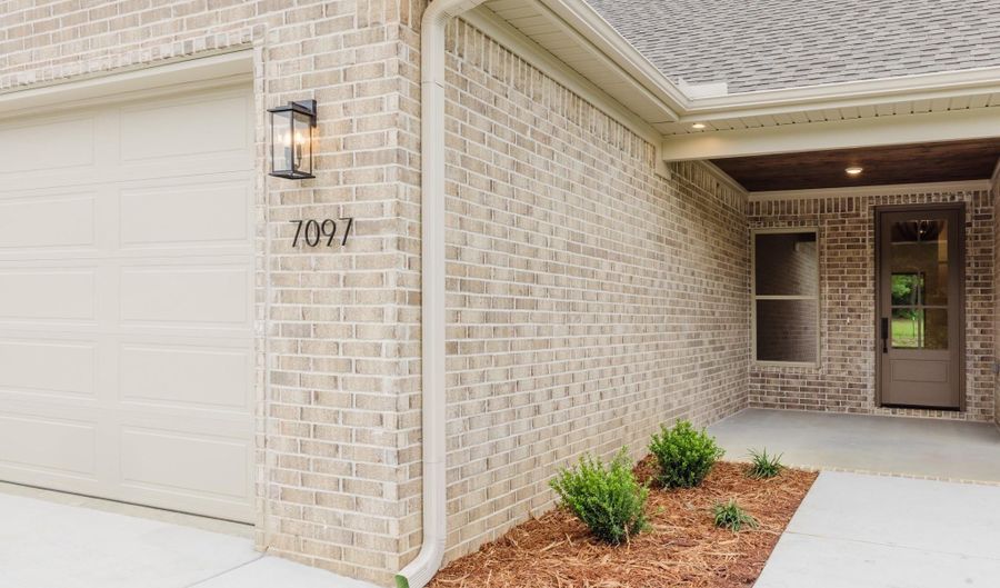 7097 Cold Creek Dr, Alexander, AR 72002 - 4 Beds, 2 Bath