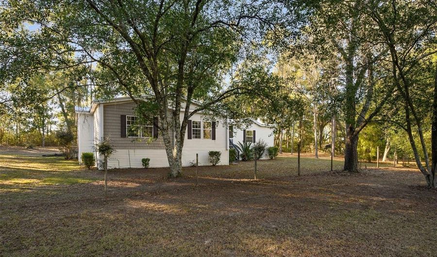 13076 SW 154TH St, Archer, FL 32618 - 3 Beds, 2 Bath