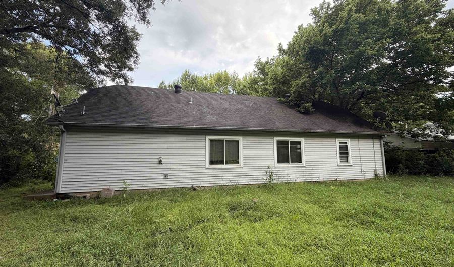 1355 PORTERSVILLE Rd, Atoka, TN 38004 - 4 Beds, 2 Bath