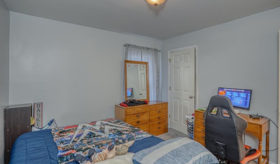 202 2ND St, Greenwood, DE 19950 - 3 Beds, 2 Bath