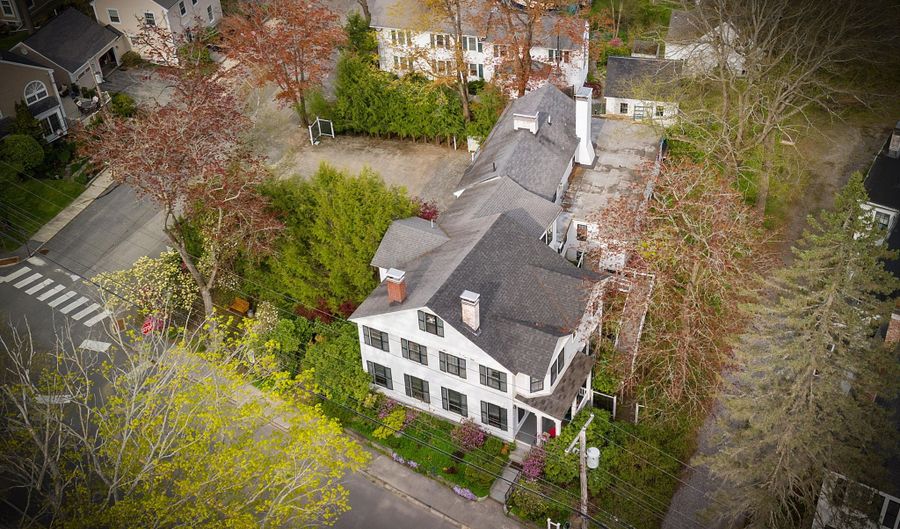 969 Washington St, Bath, ME 04530 - 9 Beds, 9 Bath