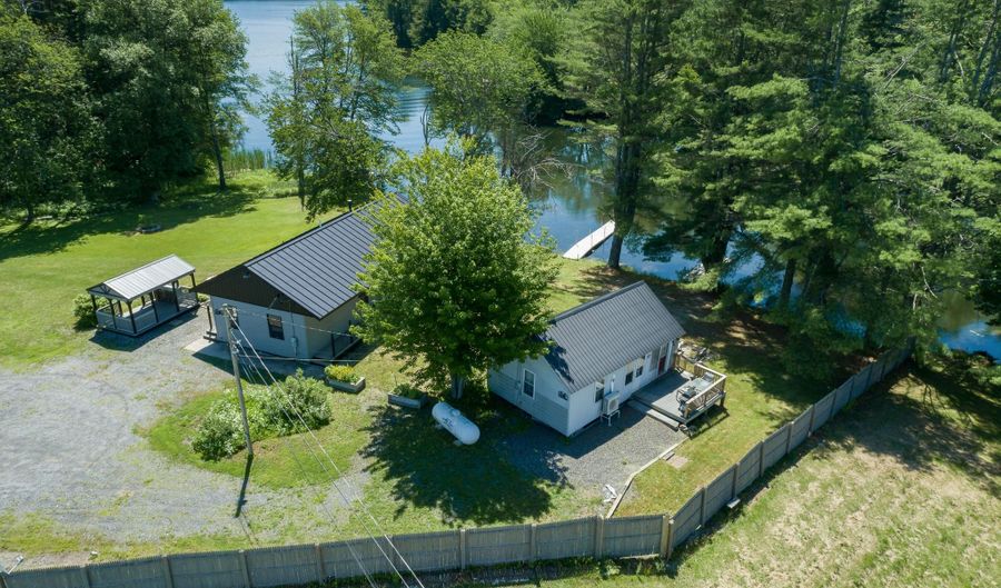 333 Smithfield Rd, Belgrade, ME 04917 - 1 Beds, 1 Bath