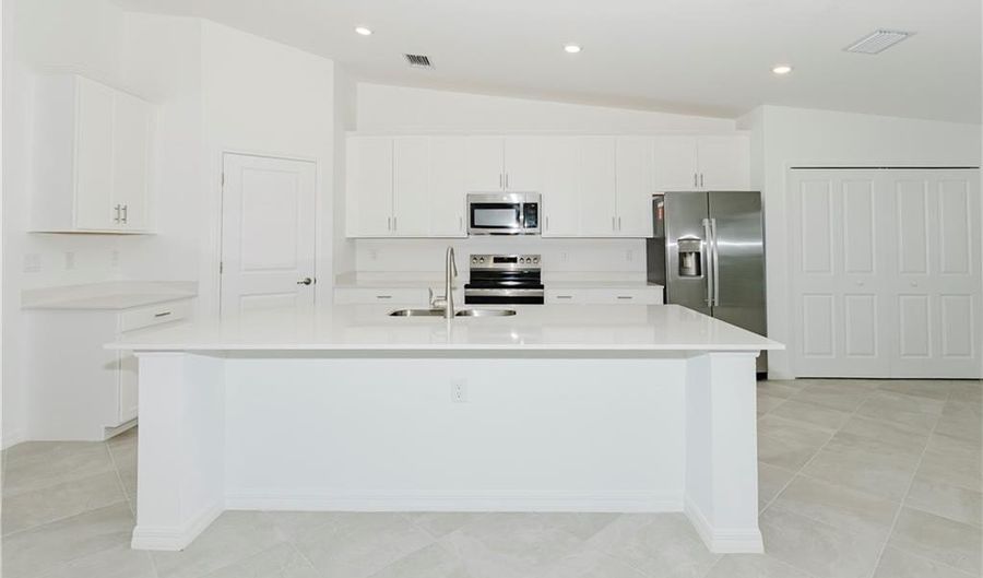 5416 Double Eagle 2326, Ave Maria, FL 34142 - 2 Beds, 2 Bath