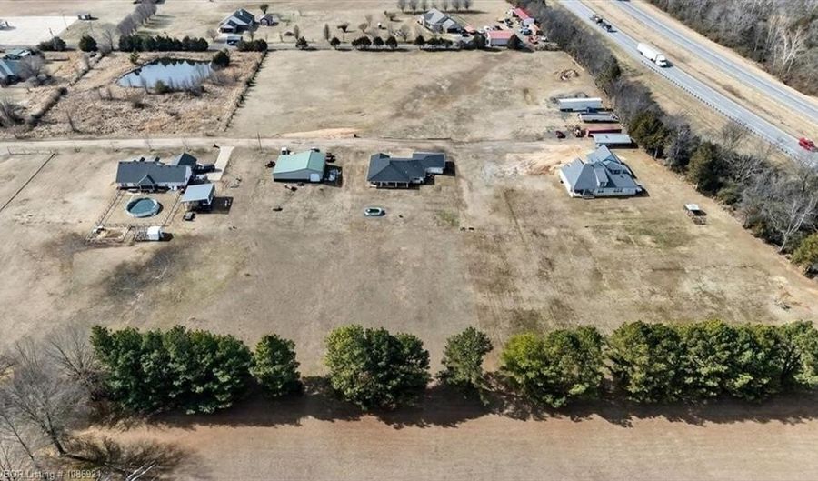 172 Luckau Ln, Alma, AR 72921 - 3 Beds, 2 Bath