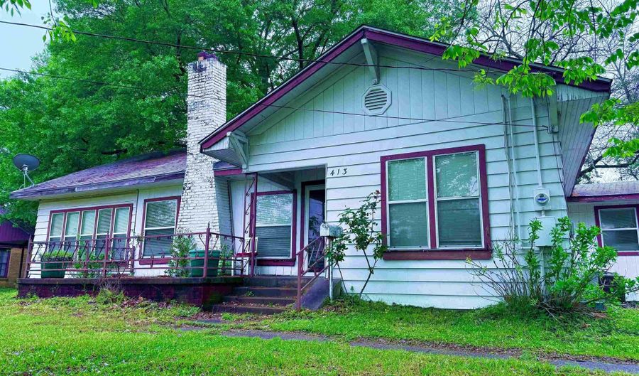 413 Church St, De Kalb, TX 75559 - 3 Beds, 3 Bath