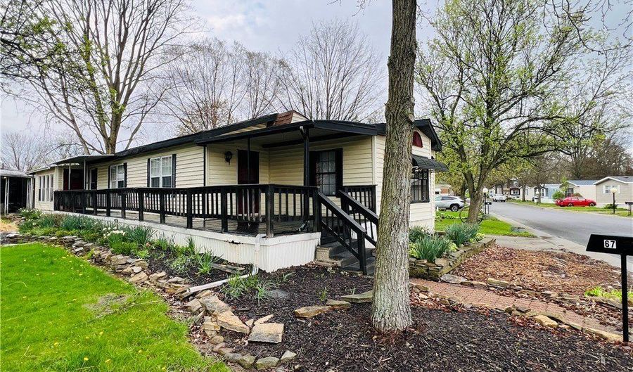 67 Harold Dr, Ashland, OH 44805 - 2 Beds, 2 Bath