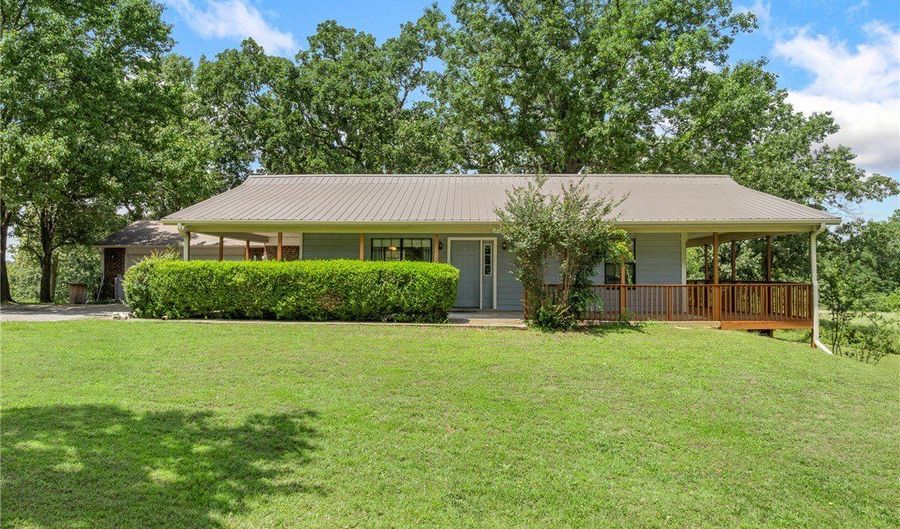 14560 US 62 E Hwy, Alpena, AR 72601 - 4 Beds, 2 Bath