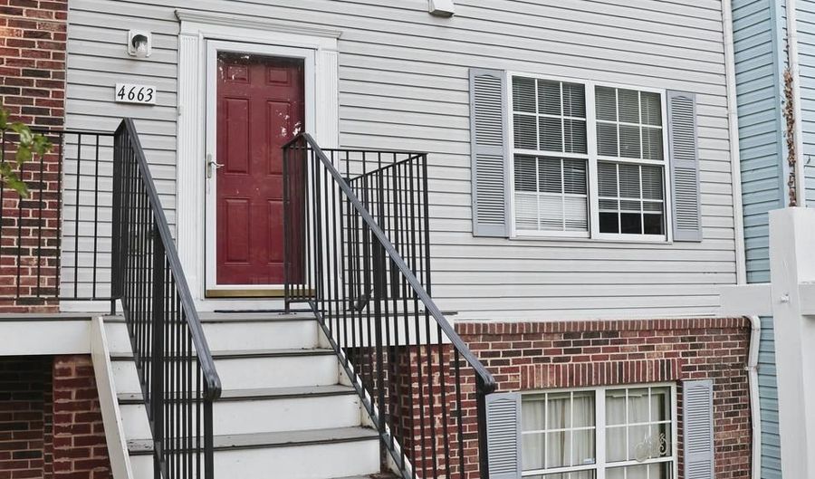 4663 RED HAWK Ter, Bladensburg, MD 20710 - 3 Beds, 2 Bath