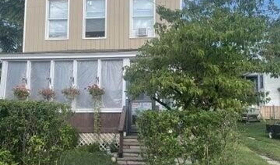 1290 Broadway, Albany, NY 12201 - 3 Beds, 1 Bath