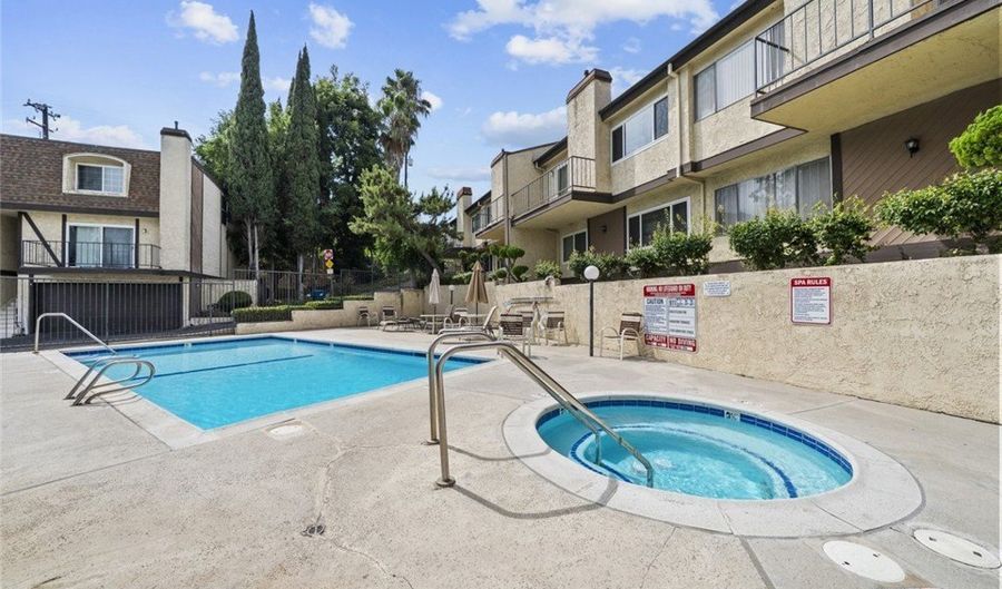 1814 Garvey Ave B, Alhambra, CA 91803 - 2 Beds, 3 Bath