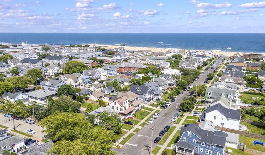 216 4th Ave, Belmar, NJ 07719 - 6 Beds, 3 Bath