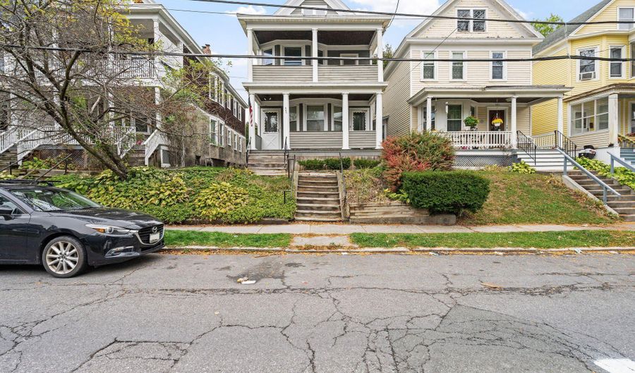 685 Myrtle Ave, Albany, NY 12208 - 4 Beds, 2 Bath