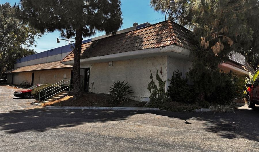 100 N Tustin Ave, Anaheim, CA 92807 - 0 Beds, 0 Bath