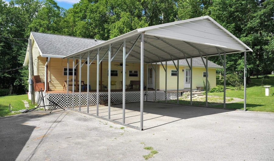 19 Walnut Heights Rd, Bedford, IN 47421 - 2 Beds, 1 Bath