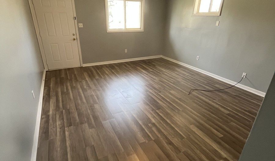 8445 Bluff Rd, Indianapolis, IN 46217 - 2 Beds, 1 Bath