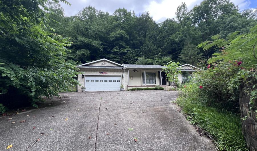 435 Simms Fork Rd, Arjay, KY 40902 - 3 Beds, 2 Bath