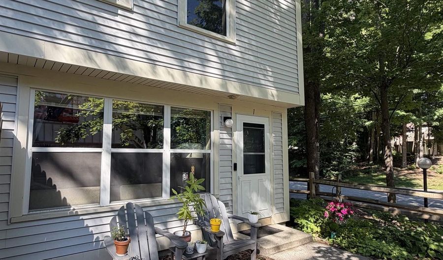 1 Morningside Commons, Brattleboro, VT 05301 - 2 Beds, 2 Bath