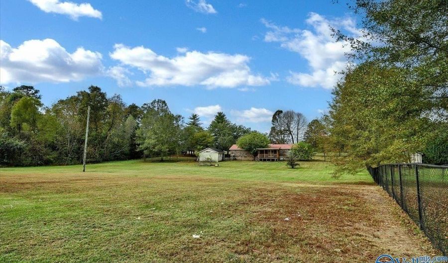 6460 Brashiers Chapel Rd, Arab, AL 35016 - 4 Beds, 3 Bath