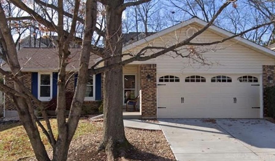 1235 Treetop Village Dr, Ballwin, MO 63021 - 3 Beds, 3 Bath