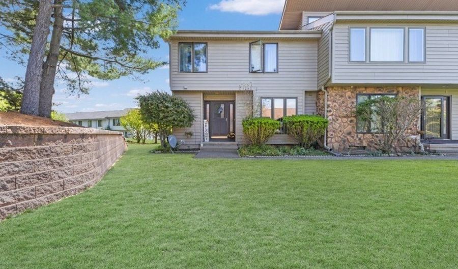 287 Cheyenne Rd, Andover, NJ 07848 - 3 Beds, 2 Bath