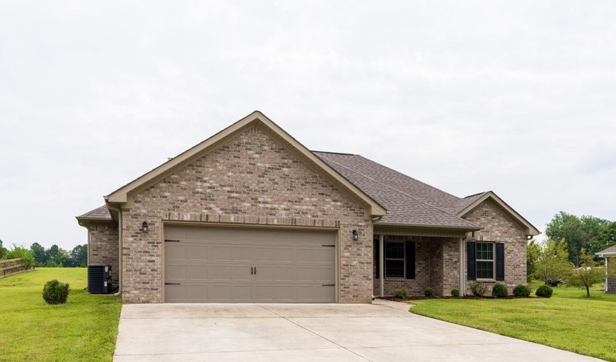 28600 Reyer Rd, Ardmore, AL 35739 - 4 Beds, 2 Bath