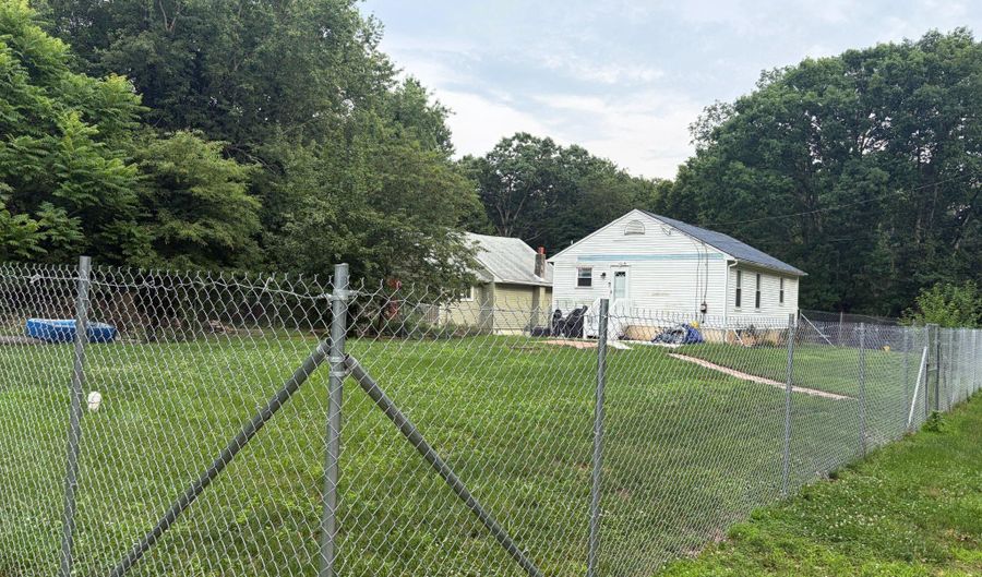102 NEW JERSEY Ave, Atco, NJ 08004 - 3 Beds, 1 Bath