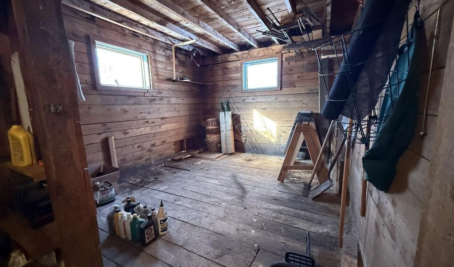 15 Hastings Ct, Charlestown, NH 03603 - 3 Beds, 2 Bath