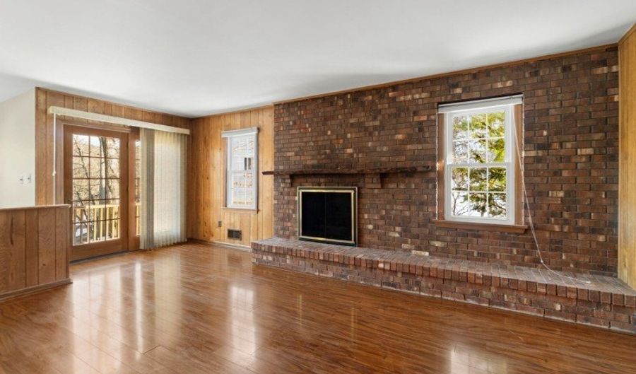 9 Killdeer Dr, Allamuchy Twp., NJ 07840 - 3 Beds, 3 Bath