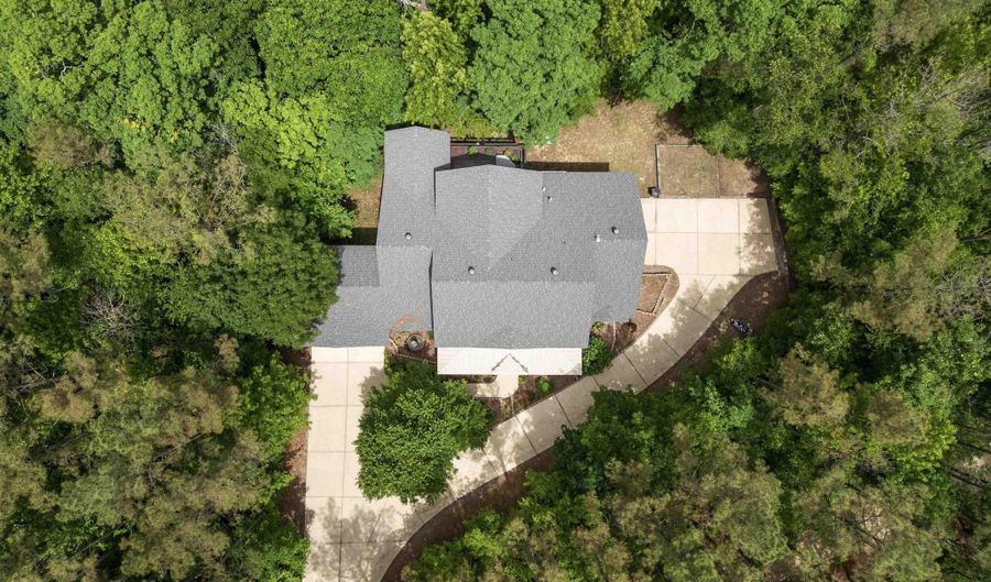7 Galope Pl, Hot Springs Village, AR 71909 - 4 Beds, 4 Bath