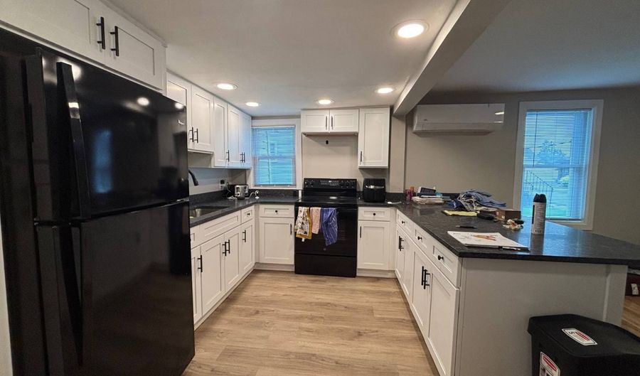 39 Exchange St, Albany, NY 12205 - 2 Beds, 1 Bath