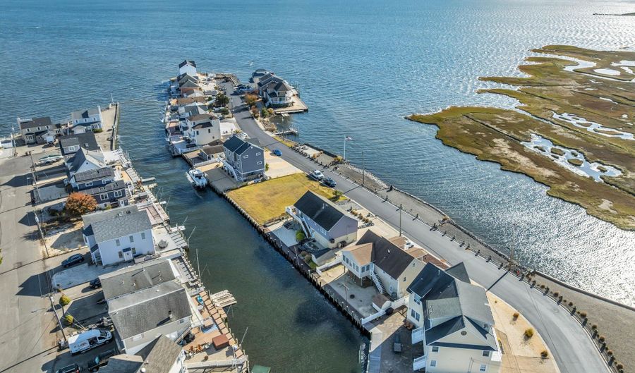 257 Sandlewood Dr, Bayville, NJ 08721 - 2 Beds, 1 Bath