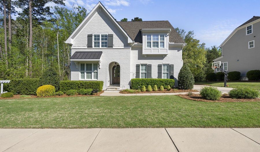 3138 Curling Creek Dr, Apex, NC 27502 - 6 Beds, 6 Bath