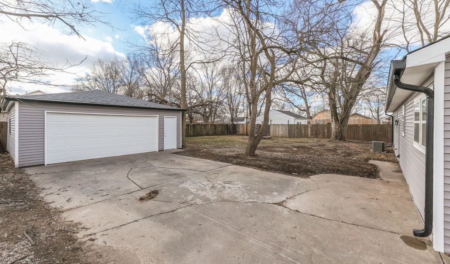 1397 W Epler Ave, Indianapolis, IN 46217 - 3 Beds, 1 Bath