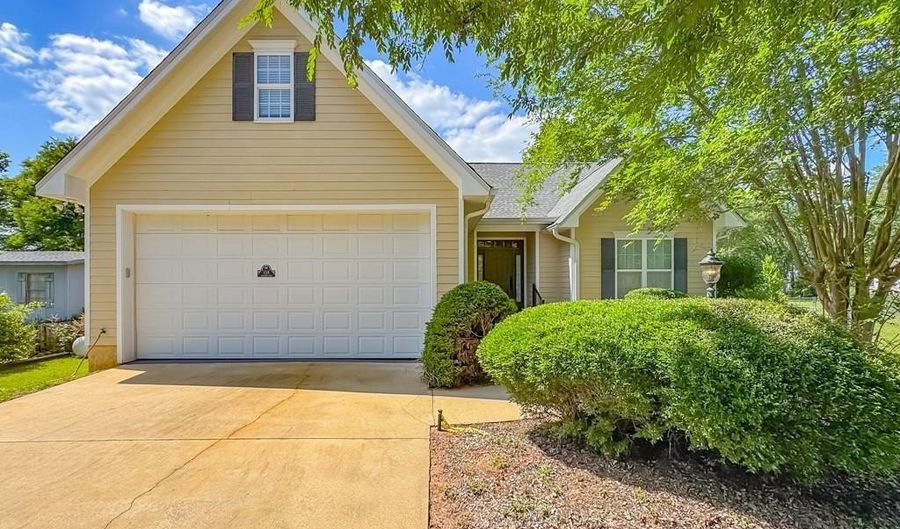 115 Lakeside Ln, Bainbridge, GA 39819 - 3 Beds, 2 Bath