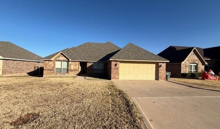 7617 Tuscany Dr, Abilene, TX 79606 - 4 Beds, 2 Bath