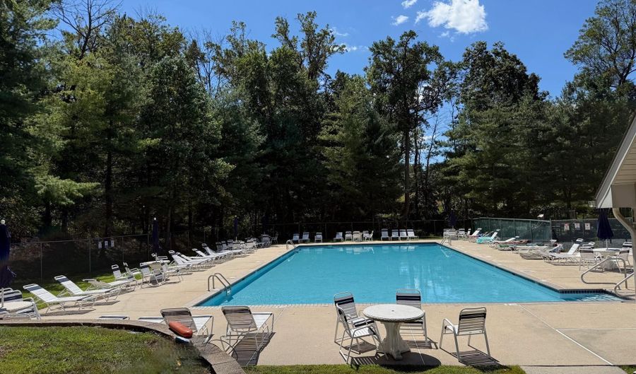 1106 CHERRY WOOD Ct 1106, Phoenixville, PA 19460 - 2 Beds, 3 Bath