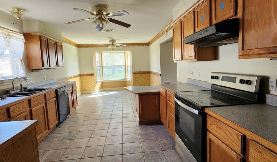 4462 N Fm 17, Alba, TX 75410 - 2 Beds, 2 Bath