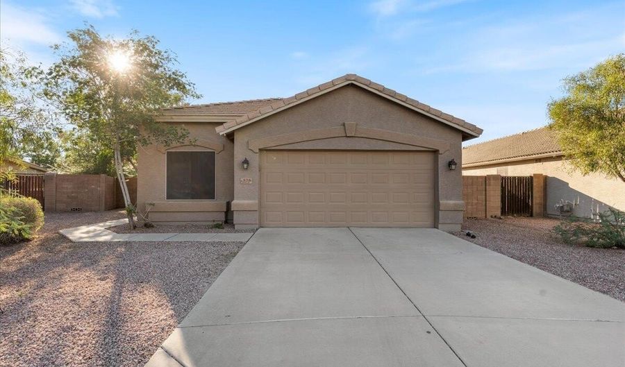 826 S 126TH Ave, Avondale, AZ 85323 - 4 Beds, 2 Bath