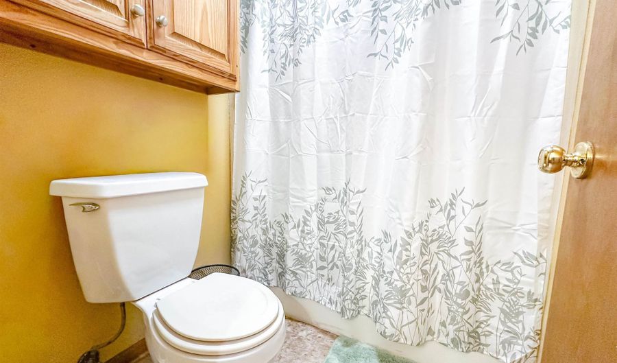 106 APPLE BLOSSOM, Arkadelphia, AR 71923 - 3 Beds, 3 Bath