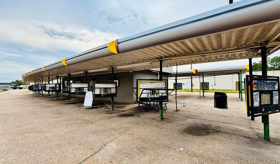 210 W. Calhoun St, Bruce, MS 38915 - 0 Beds, 0 Bath