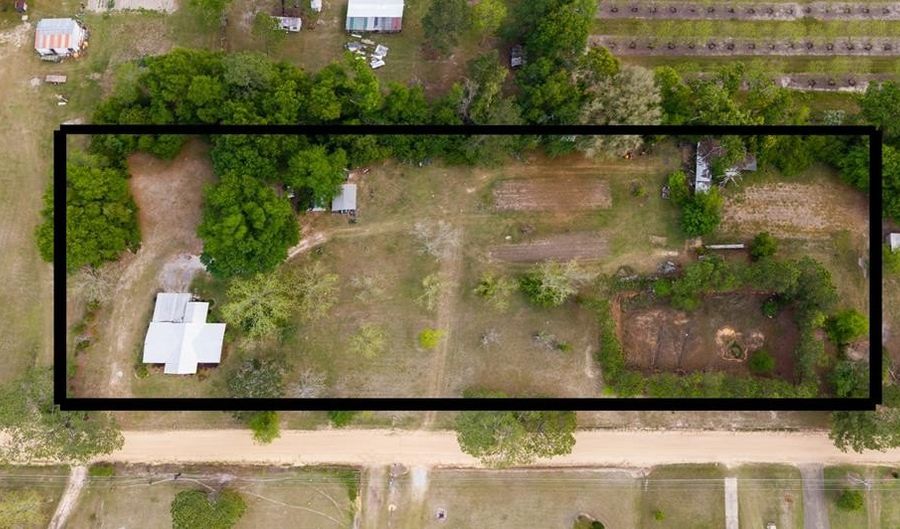 187 Jefferson Rd, Adel, GA 31620 - 3 Beds, 2 Bath
