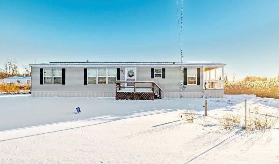 26 Deso Drive Ext, Alburgh, VT 05440 - 3 Beds, 3 Bath